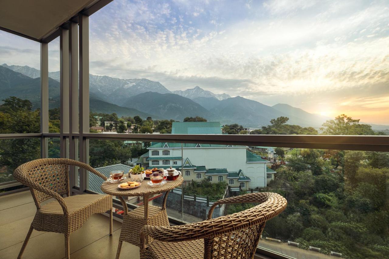 Infinitea Centric Dharamshala Hotel ภายนอก รูปภาพ